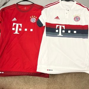 2 Bayern Munich Jerseys